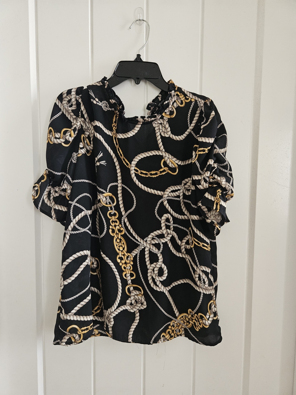 Gibson Black Rope & Chain Print Puff Sleeve Blouse